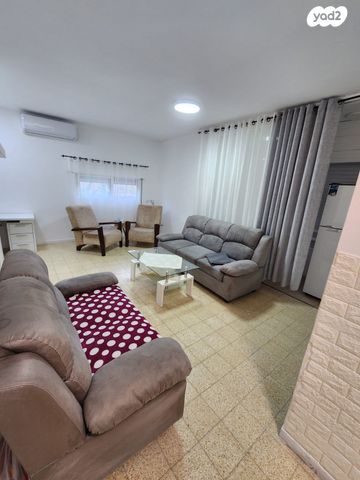 דירה, שדרות השושנים 21, בן גוריון, נצרת עילית / נוף הגליל