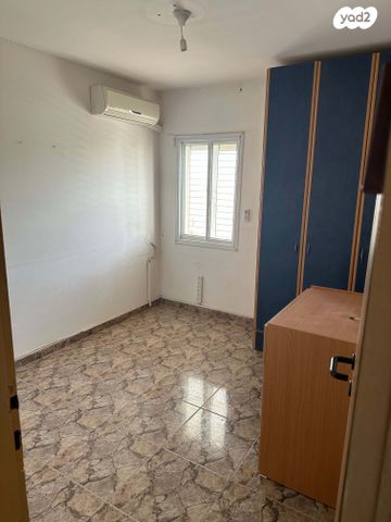 דירה, גיורא יוספטל 11, שכונה ד', באר שבע