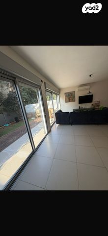 דו משפחתי, האורן 61, שאר העיר, רמת ישי