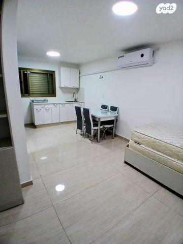 יחידת דיור, רבי שמואל וינרב 5, קרית הרצוג, בני ברק