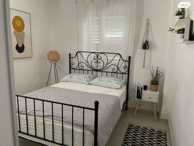 דירה, התחייה 19, נאות שושנים, חולון