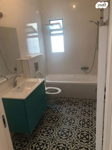 דירה, נתן הנביא 47, התקוה, בית יעקב, נווה צה"ל, תל אביב יפו