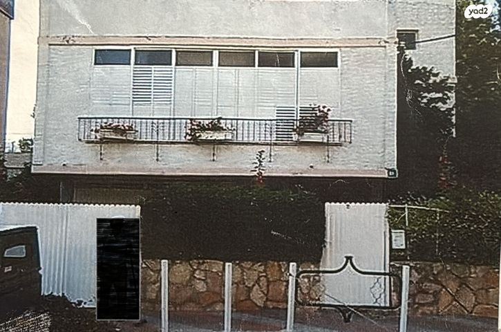 זכריה הלל 21