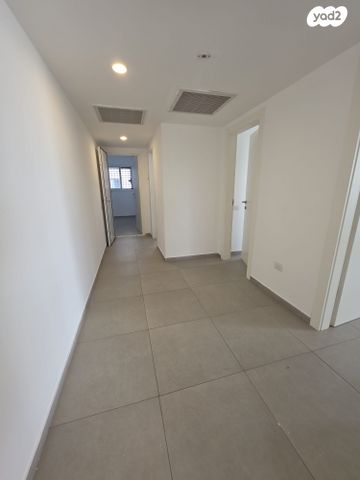 דירה, ריטה לוי מונטלצ'יני 2, פסגות אפק, ראש העין