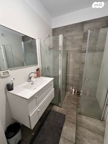 יחידת דיור, נורית 1, מתחם 19 - 20 (מתחם הפרחים), הוד השרון