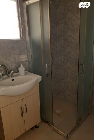 דירה, שדרות הנשיא טרומן 38, קרית חיים מערבית, חיפה