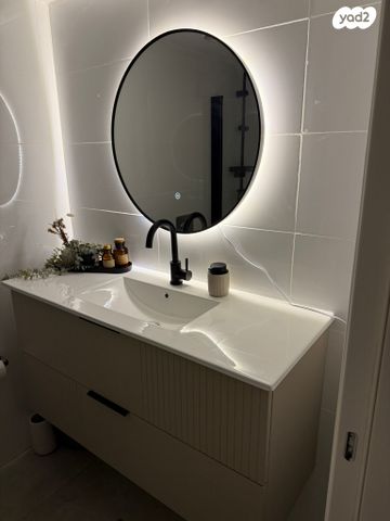 דירת גן, אחד העם 5, לסטר/רבוצקי, רעננה