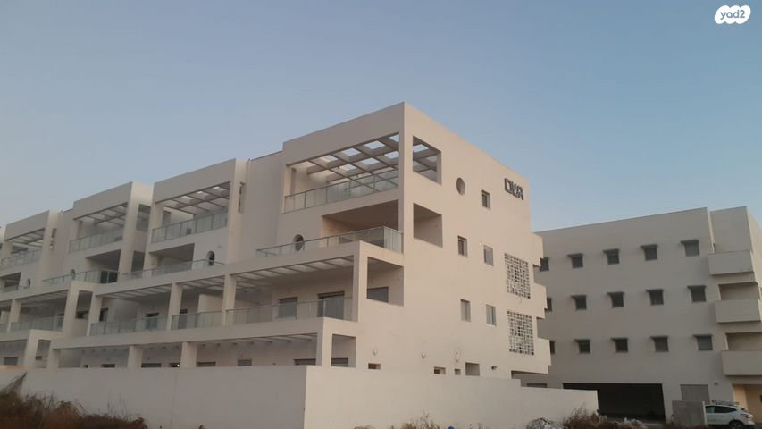 שדרות דוד המלך 58