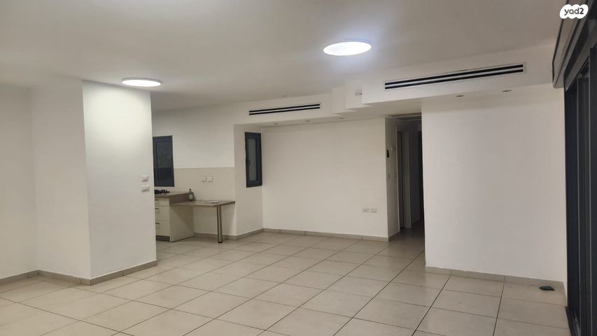 דירה, חושן 10, וילה דורי, שכונת הדגל, נס ציונה