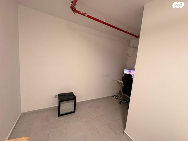 מחסן, רועי קליין 11, נווה שמיר רמת בית שמש ה-1, בית שמש