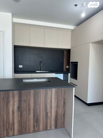 דירה, תוצרת הארץ 5, נחלת יצחק, תל אביב יפו