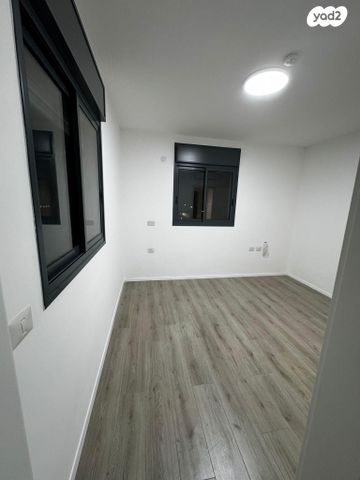 דירה, הגפן 4, כרמי הנדיב, אחוזת רוטנר, קרית מלאכי