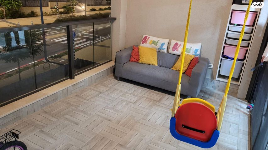 דירה, ספיר 16, אבני חן, חריש