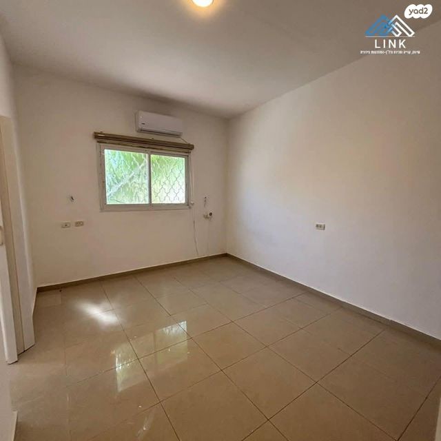 דירה, ברכת משה 40, גאולה, חיפה