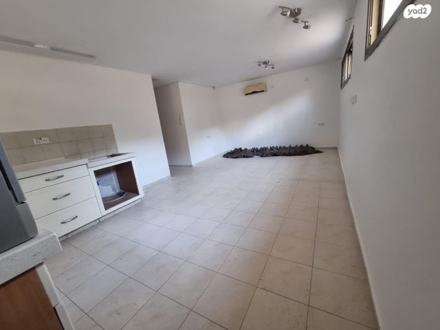 מרתף/ פרטר, ברוש 23, כפר דניאל, כפר דניאל