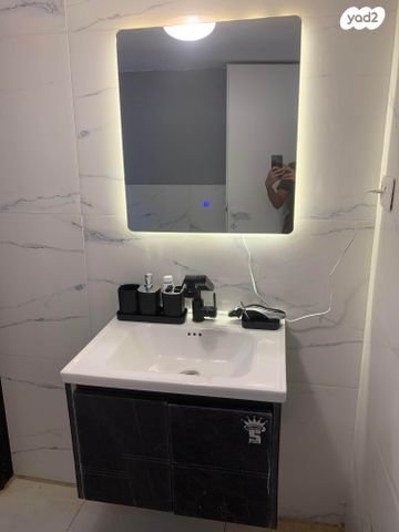 יחידת דיור, י.ל. פרץ 17, הדר מרכז, חיפה