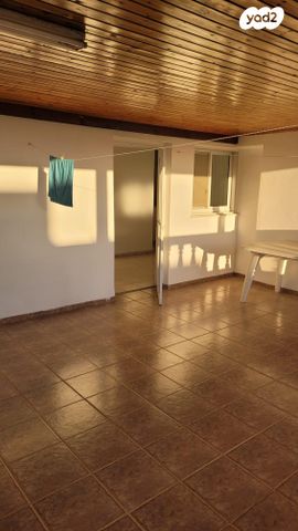 דופלקס, הנשיאים 16, רמת אשכול, מגדל העמק