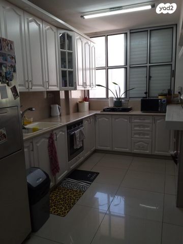 דירה, בורוכוב 5, נווה דוד רמז, רעננה