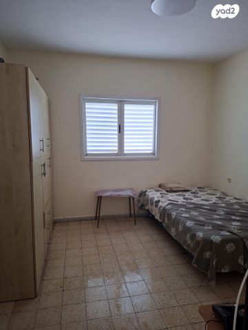 דירה, חיים ארלוזורוב 21, כפר גנים א, פתח תקווה