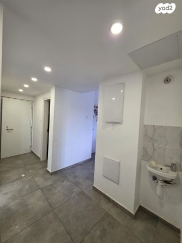 דירה, לח"י 15, שאר העיר, בני ברק