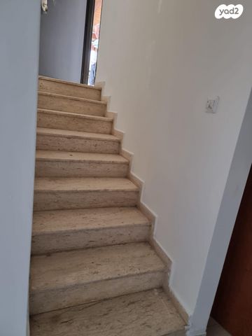 מרתף/ פרטר, ברוש 23, כפר דניאל, כפר דניאל