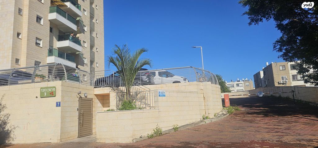 דירה, מרטין בובר 7, צור שלום, קרית ביאליק