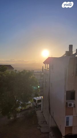 דופלקס, הנשיאים 16, רמת אשכול, מגדל העמק