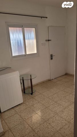 דופלקס, הנשיאים 16, רמת אשכול, מגדל העמק