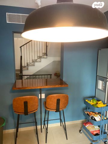 דירת גן, אחד העם 5, לסטר/רבוצקי, רעננה