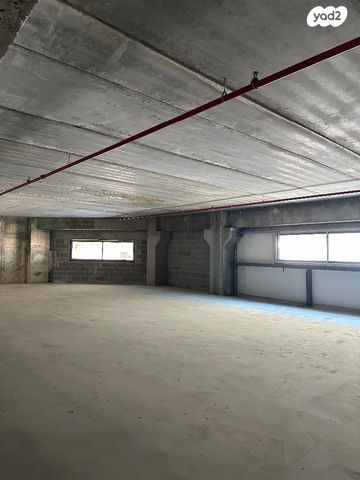 מחסנים, בן ציון גליס 40, פארק עסקים ירקון / אזור תעשיה סגולה, פתח תקווה