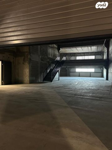 מחסנים, בן ציון גליס 40, פארק עסקים ירקון / אזור תעשיה סגולה, פתח תקווה