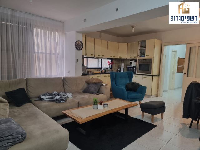 שיכוני מזרחי