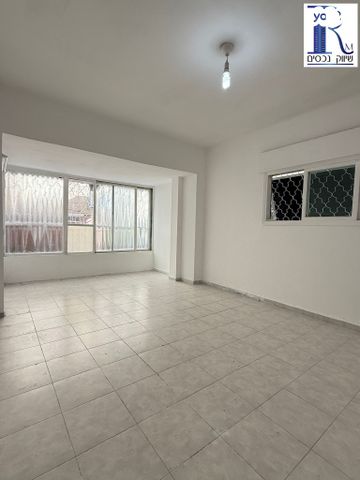 דירה, הפלמ"ח, אגרובנק, חולון