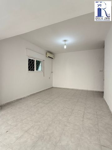 דירה, הפלמ"ח, אגרובנק, חולון