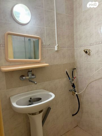 דירה, הבריגדה העברית, גבעת המורה, עפולה