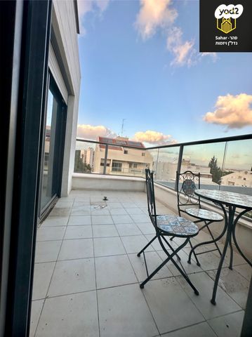 דופלקס, כפר סבא