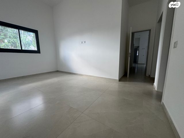 דירת גן, נווה זמר, רעננה