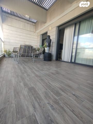 דירה, נאות שמיר, רמלה