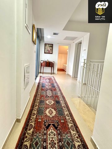 דופלקס, כפר סבא