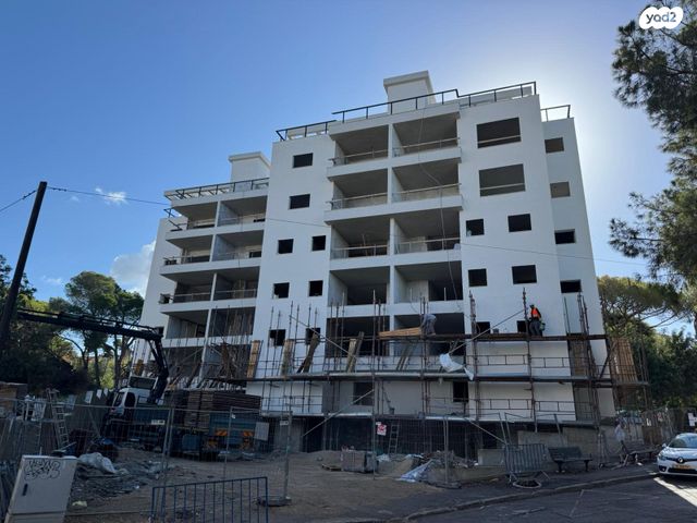 דירה, שדרות הצבי 38, כבירים, חיפה