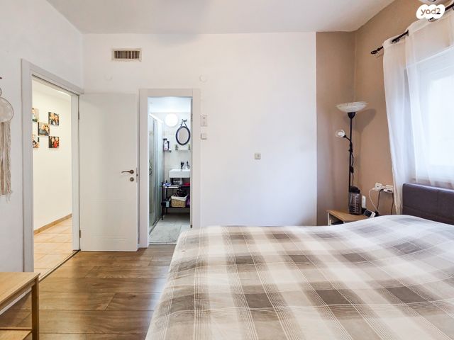 דירה, השקדים, מרכז העיר, סביניה, הוותיקה, קרית ביאליק