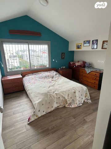 דופלקס, נעמי שמר, נווה זמר, רעננה