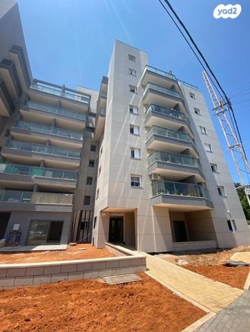 גג/ פנטהאוז, הגפן, גבעת אשכול, כפר סבא