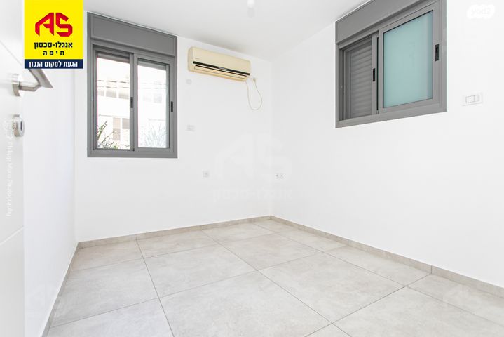 דירה, מעלות הבוצרים, מרכז הכרמל, חיפה