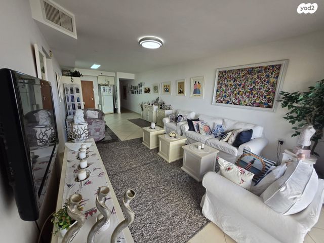 דירה, שדרות בן גוריון, גלי הים, נתניה