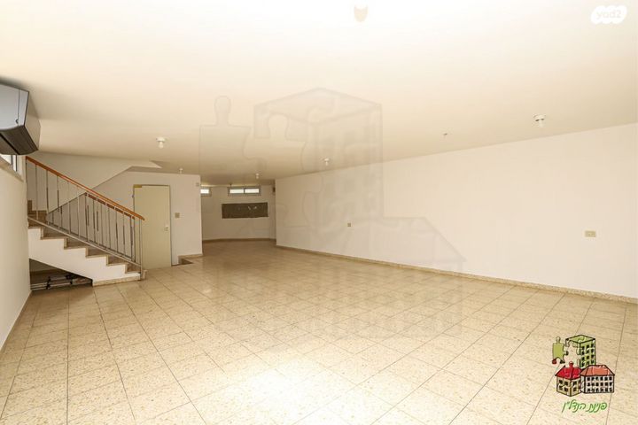 דו משפחתי, מרכז מזרחי, נס ציונה