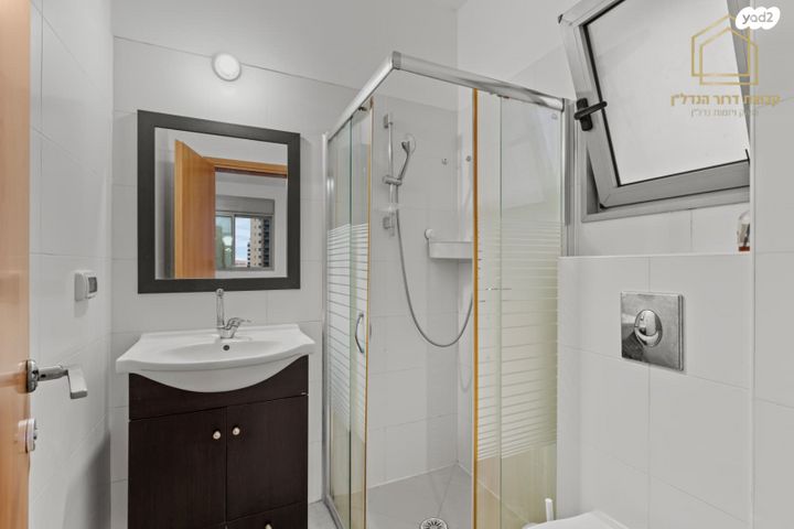 דירת גן, דרך לוי אשכול 117, קיראון, קרית אונו