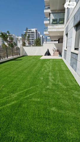 דירת גן, יצחק שמיר, נהריה