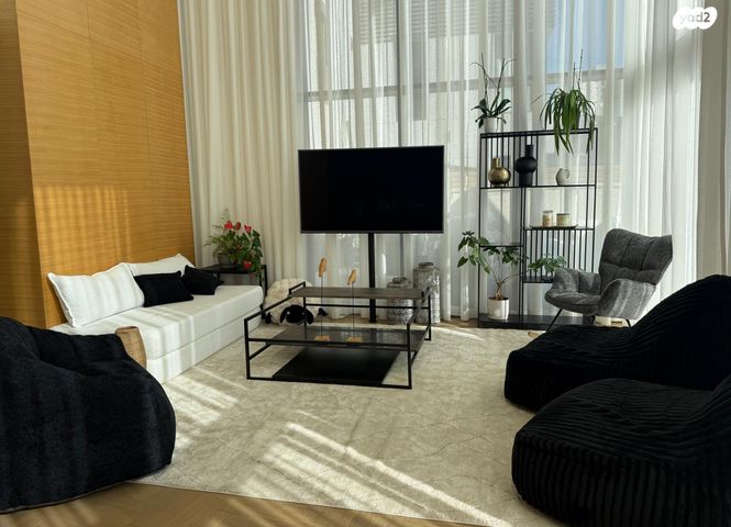 דירת גן, רמת אביב ג', תל אביב יפו