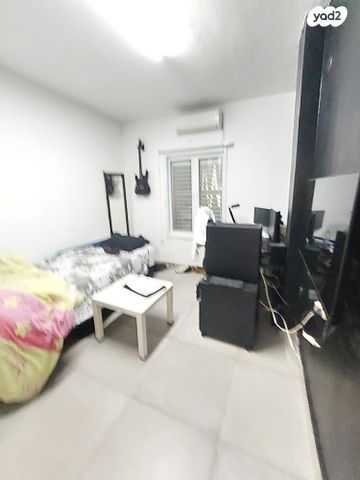 דירה, החלוצים, עמידר, בת ים